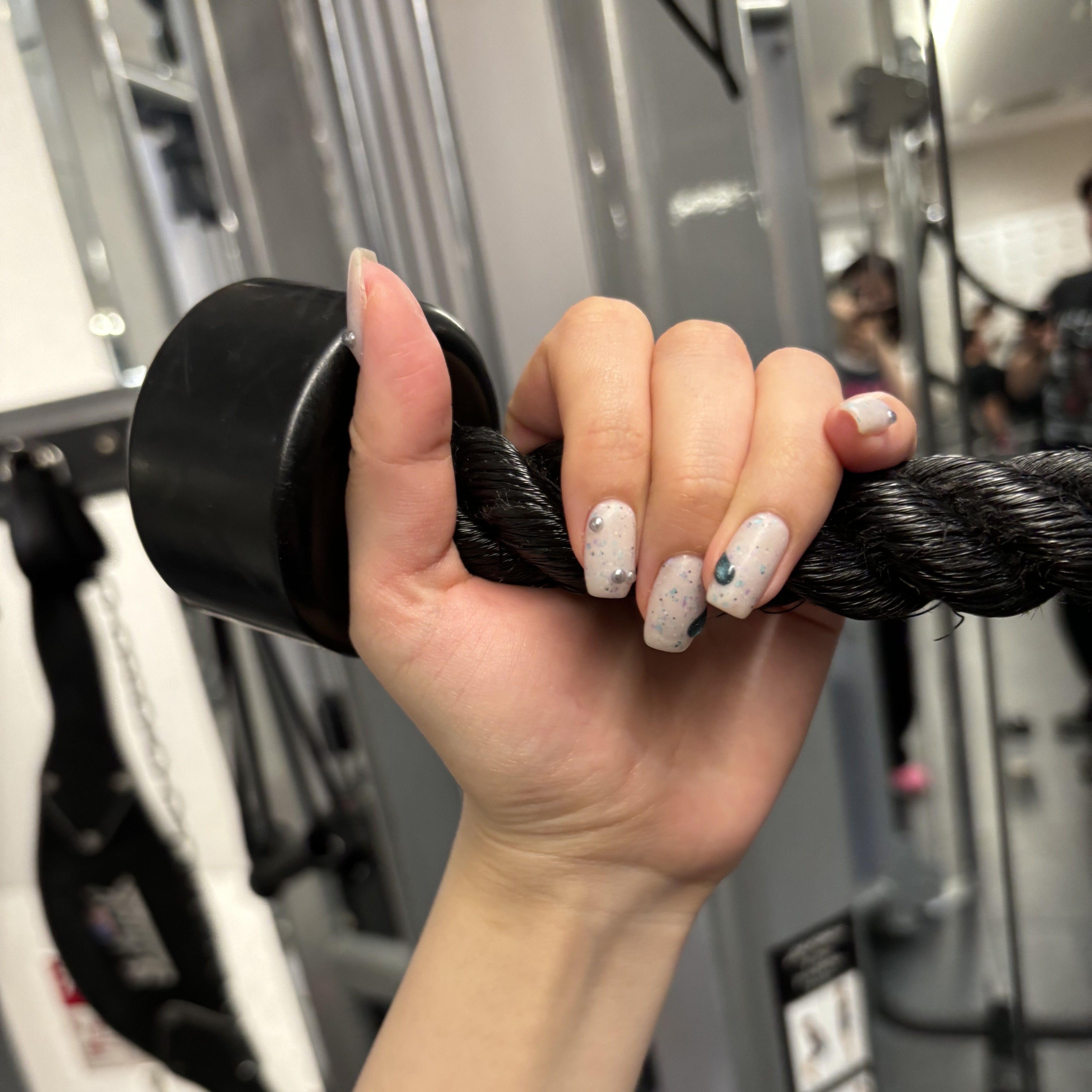 ジムの写真だけど、ほぼネイルがメインの写真